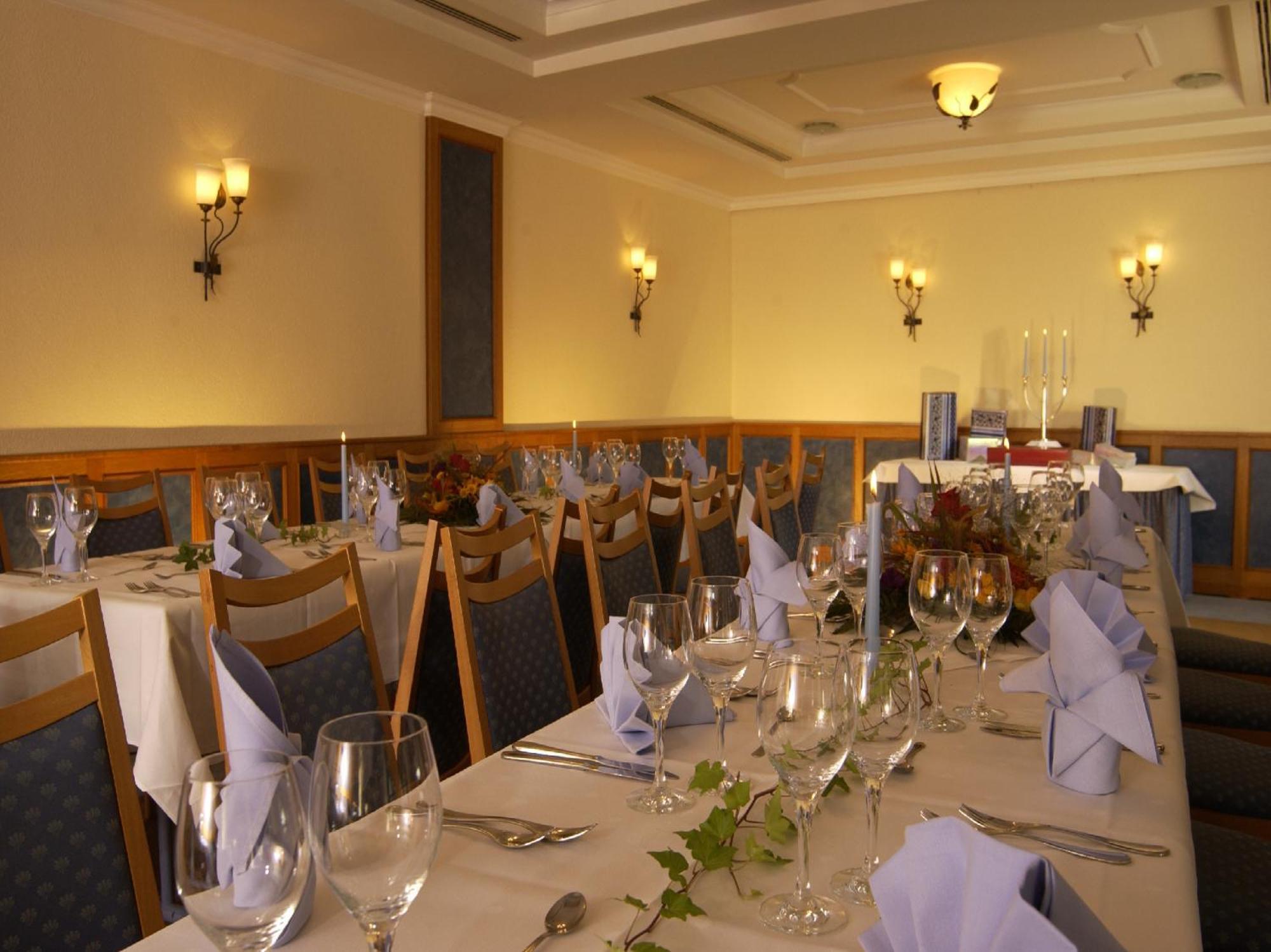 City Partner Hotel Strauss Wurzburg Bagian luar foto