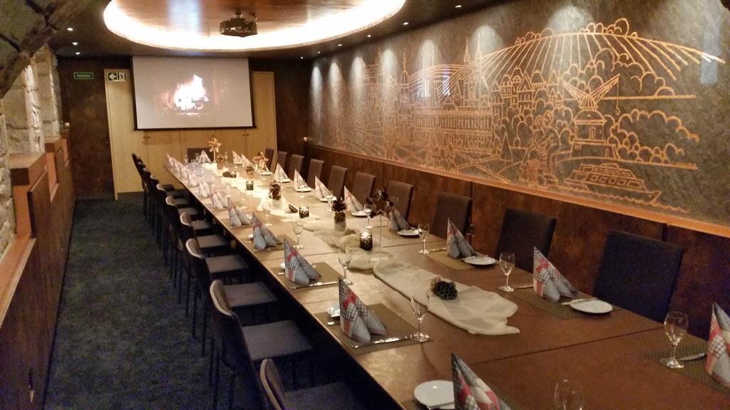 City Partner Hotel Strauss Wurzburg Bagian luar foto