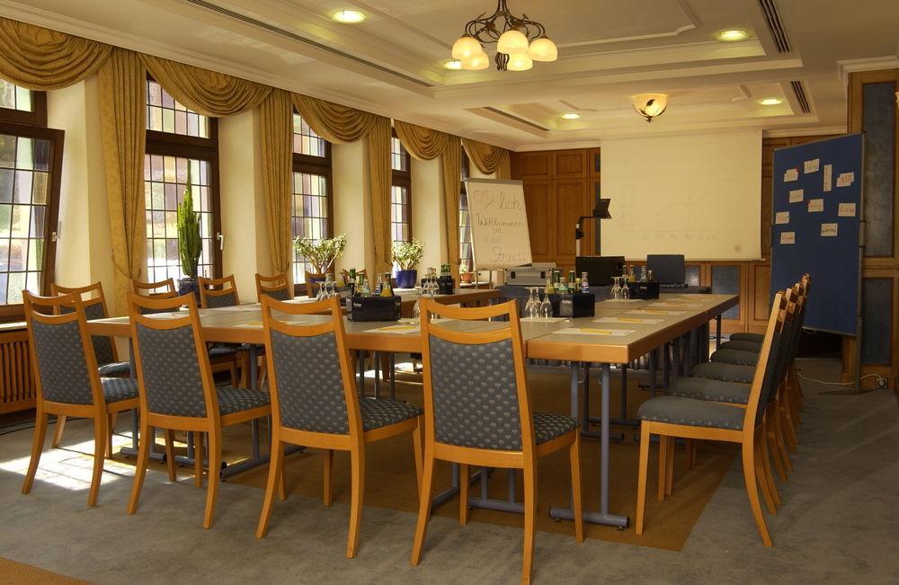 City Partner Hotel Strauss Wurzburg Bagian luar foto