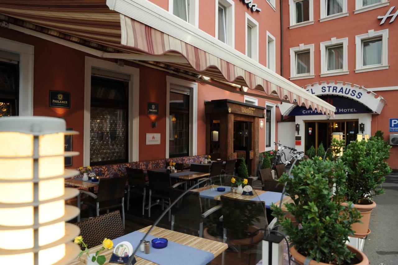 City Partner Hotel Strauss Wurzburg Bagian luar foto